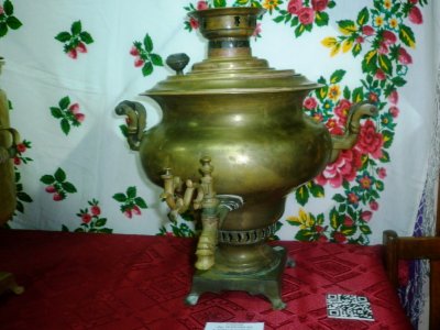 Самовар Самоварыч в гости зовет