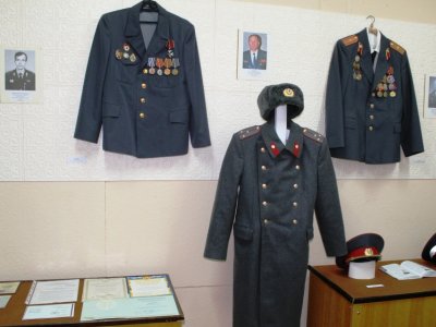 наша служба и опасна, и трудна