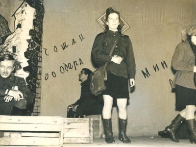 Сцена из спектакля «Северо-Западнее Берлина», Афанасьевский дом культуры. Фонды Афанасьевского краеведческого музея.