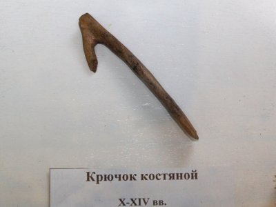 Крючок костяной